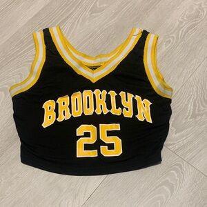 SHEIN Black and Yellow Crop Top